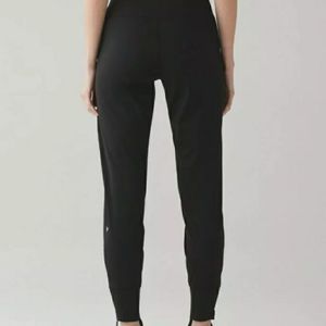 Lululemon Fresh Tracks Pant Size 6 Jogger Black